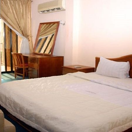 Royal Marble Hotel Benin Εξωτερικό φωτογραφία